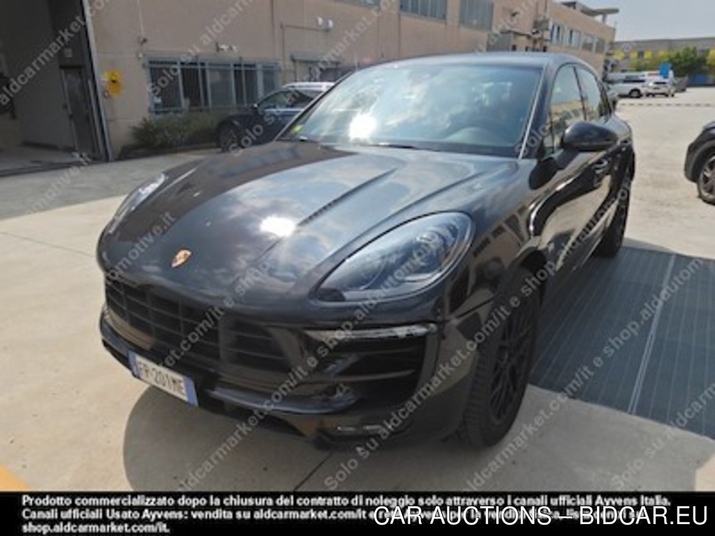 Porsche macan gts sport utility vehicle -