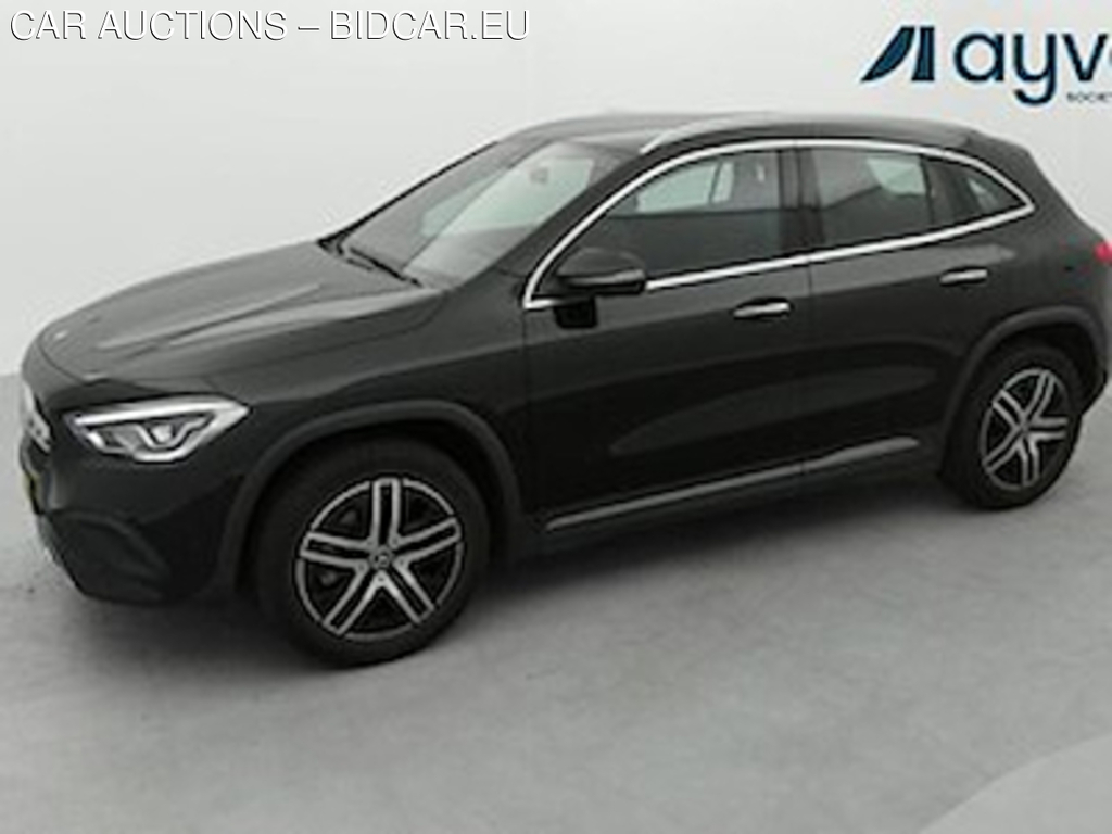 Mercedes-Benz GLA 2.0 GLA 200 D DCT