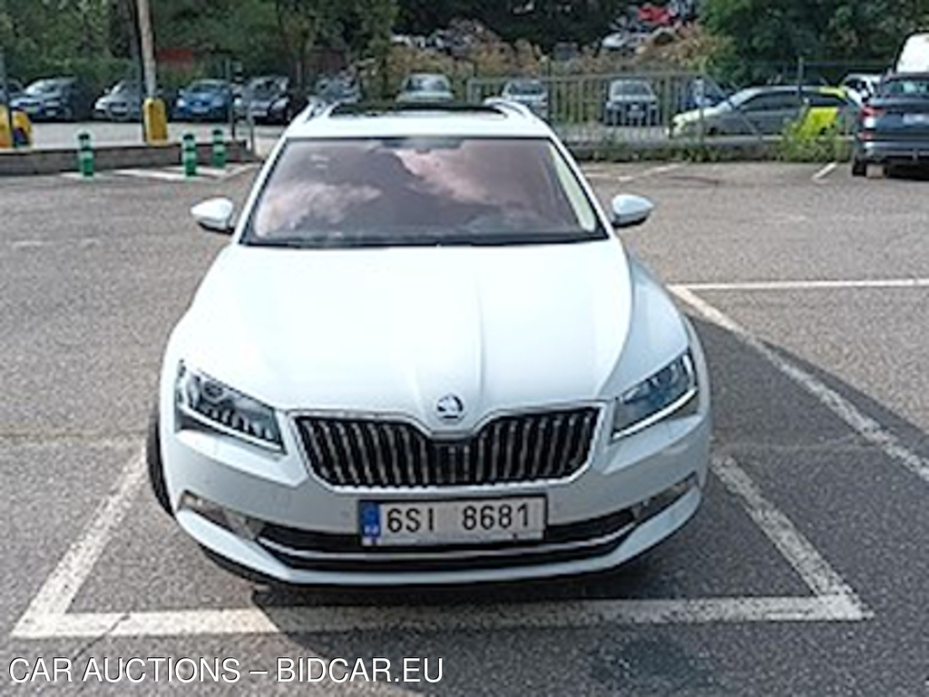 Skoda Superb 2.0 TDI 140kW 4x4 Style Combi DSG