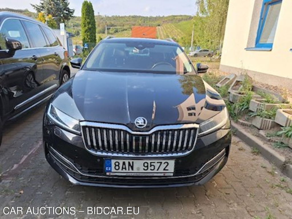 Skoda Superb 2.0 TDI 147kW 4x4 L&amp;K Combi DSG