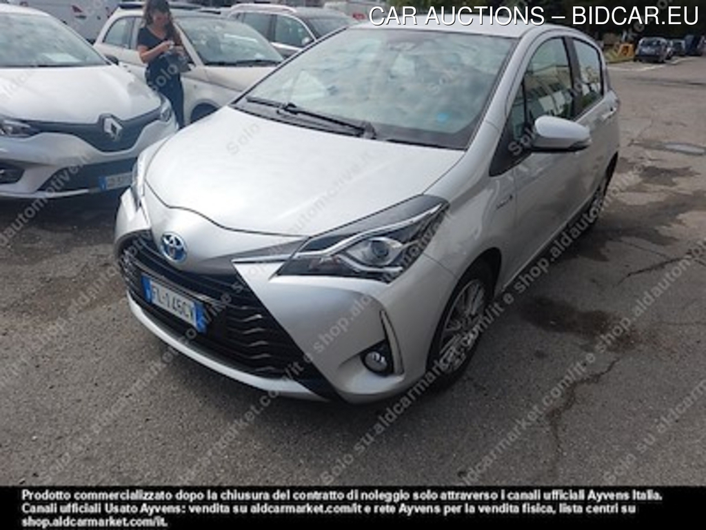 Toyota yaris 1.5 hybrid active hatchback -