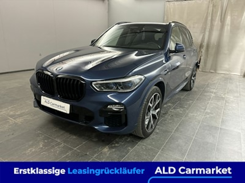 BMW X5 xDrive30d Geschlossen, 5-turig, Automatik, 8-Gang