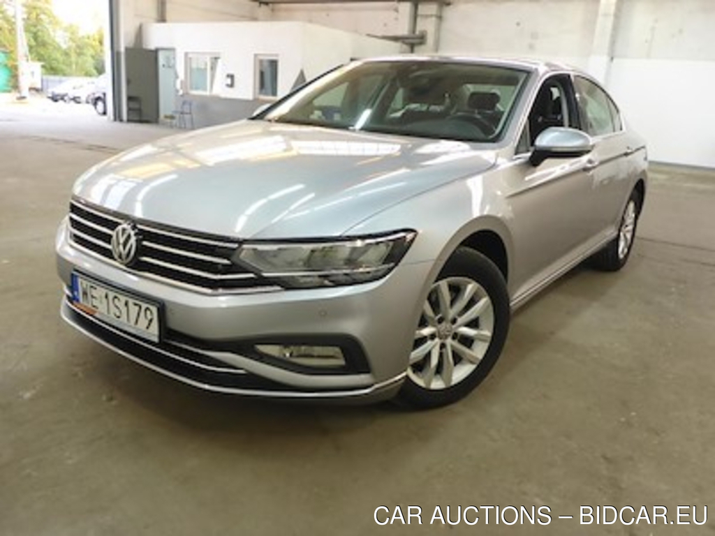 Volkswagen Passat 2.0 Tdi Evo 150 Km 6 Biegow Business