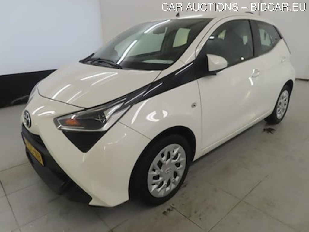 Toyota Aygo 1.0 VVT-i x-play x-shift 5d