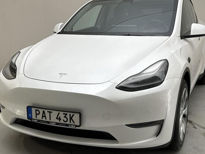 Tesla Model Y Long Range Dual Motor AWD