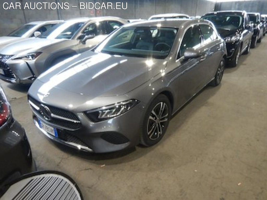 Mercedes-Benz A-CLASS A 180 D Automatic Progressive Advanced