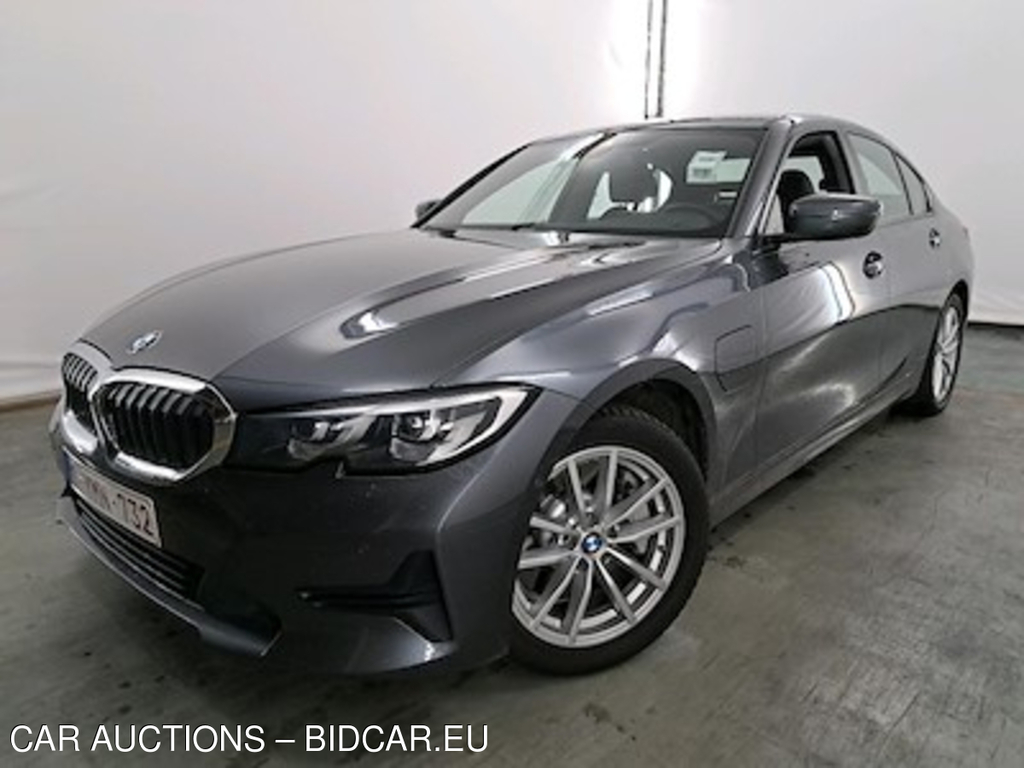 BMW 3-serie 2.0 330E (135KW) BERLINE Business Plus