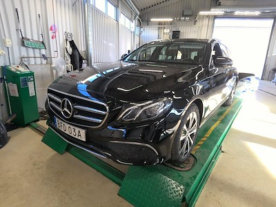 Mercedes-Benz E-Class 300 De T Avantgarde SE-Edition Drag