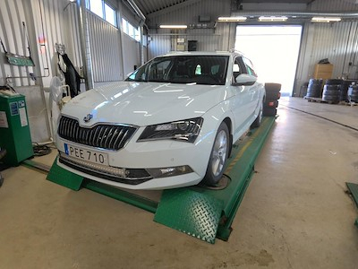 Skoda SUPERB Tdi 190 Dsg 4x4 L&amp;K Combi Drag Varmare