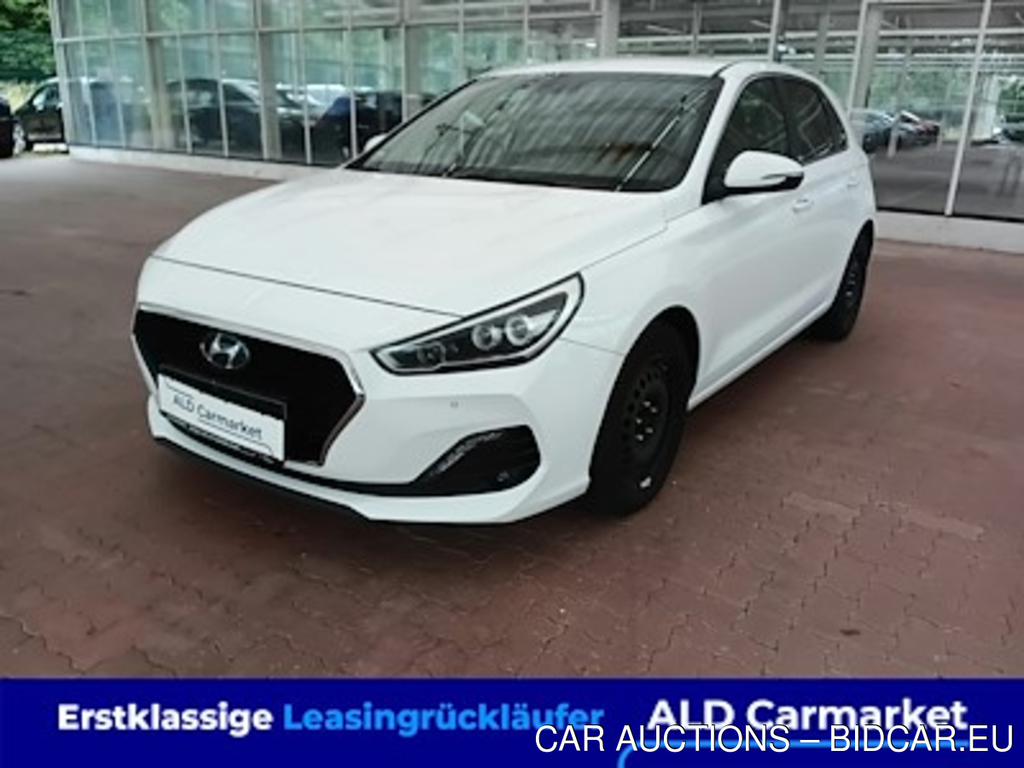 Hyundai I30 HYUNDAI i30 1.6 CRDI Premium Limousine, 5-turig, 6-Gang