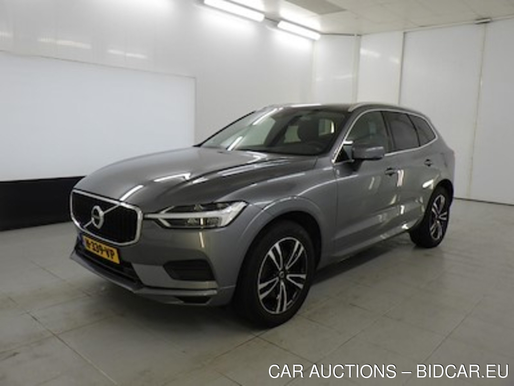 Volvo XC60 B5 Geartronic Momentum Pro 5d