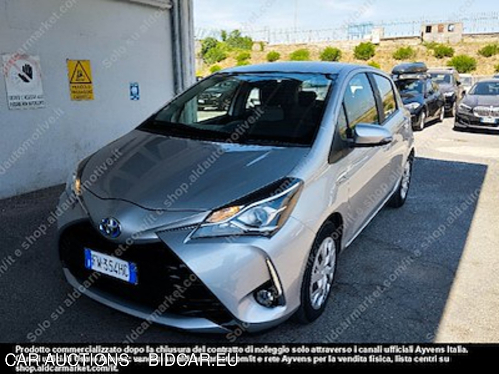 Toyota yaris 1.5 hybrid business hatchback -