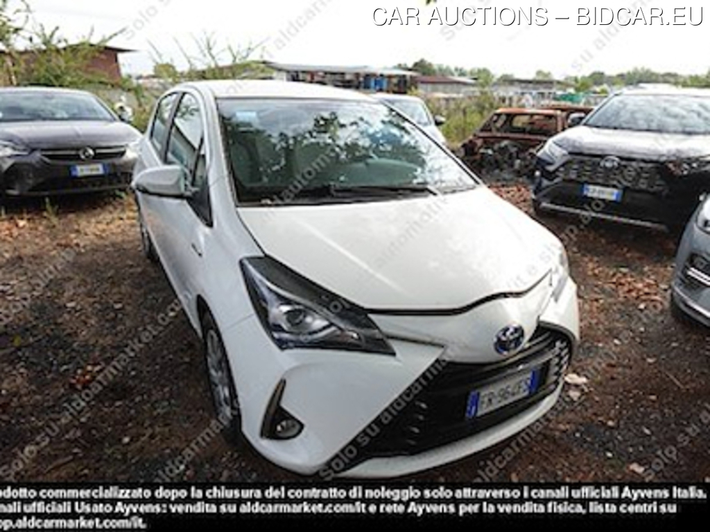 Toyota yaris 1.5 hybrid active hatchback -