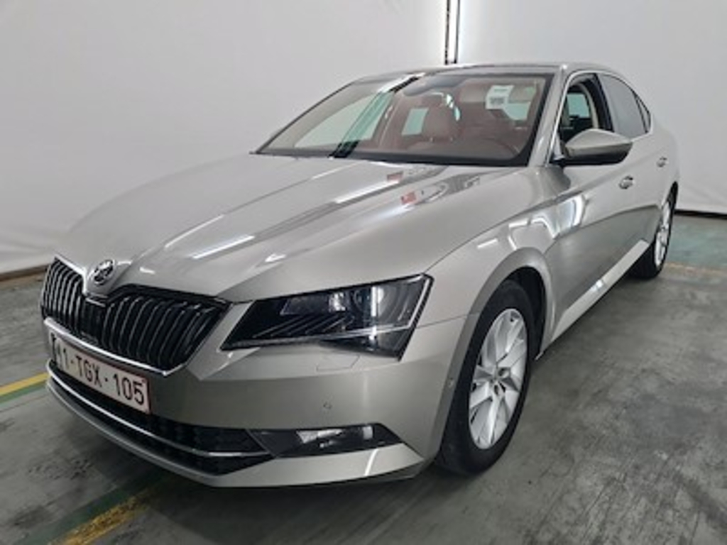 Skoda Superb diesel - 2015 1.6 CR TDi Style DSG Comfort GPS Style Premium