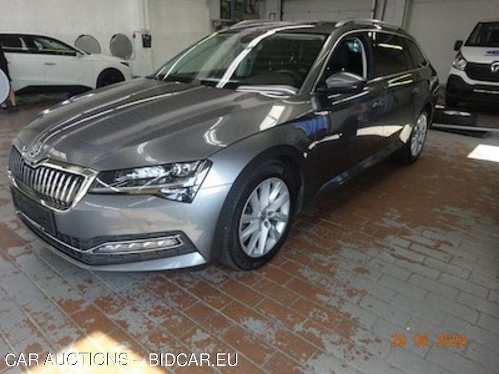 Skoda superb 2.0 TDI 110KW STYLEDSG-7 COMBI