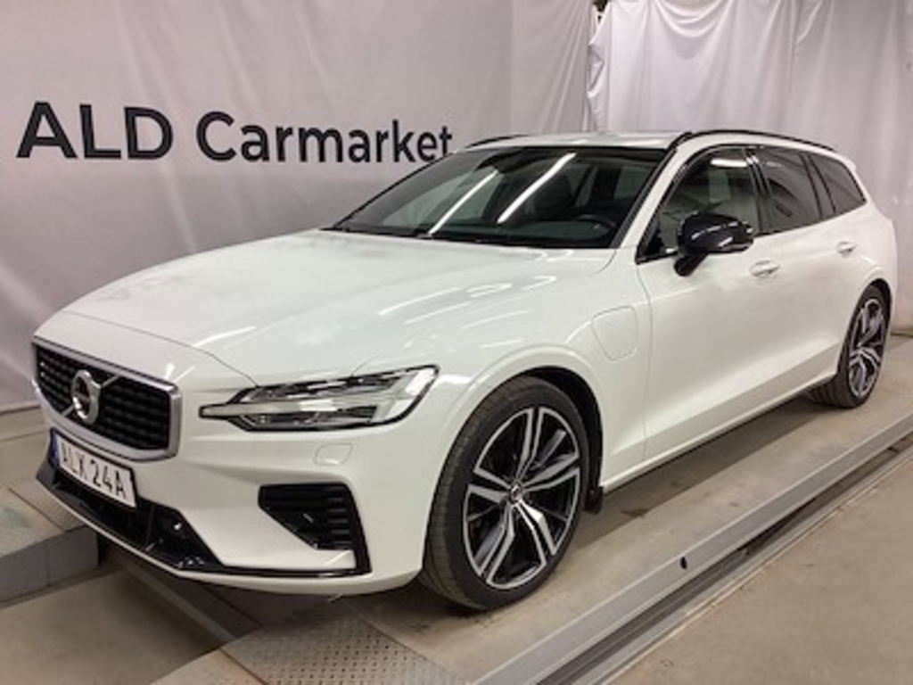 Volvo V60 2.0 T8 awd R-Design, Teknik, H/K, Skinn, PANORMARA, Nav, BLIS, B-Kamera, Drag, AUTOMAT