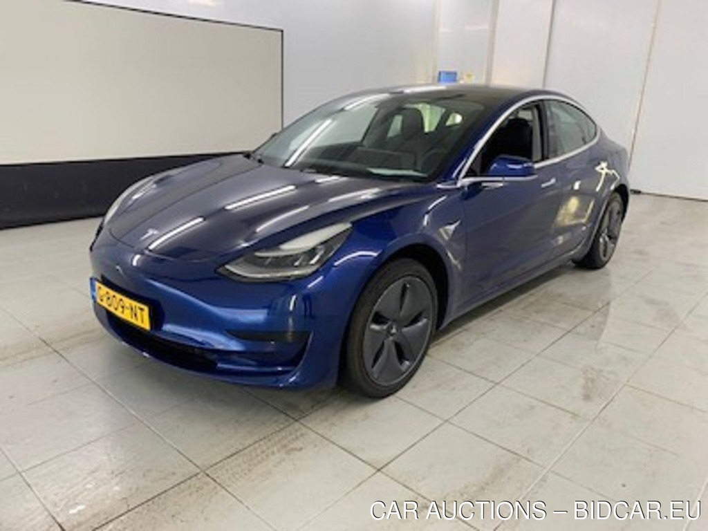 Tesla Model 3 Standard Range Plus RWD