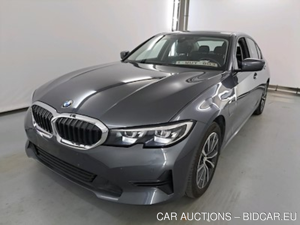 BMW 3 - 2019 330eA PHEV ACO Business EDition