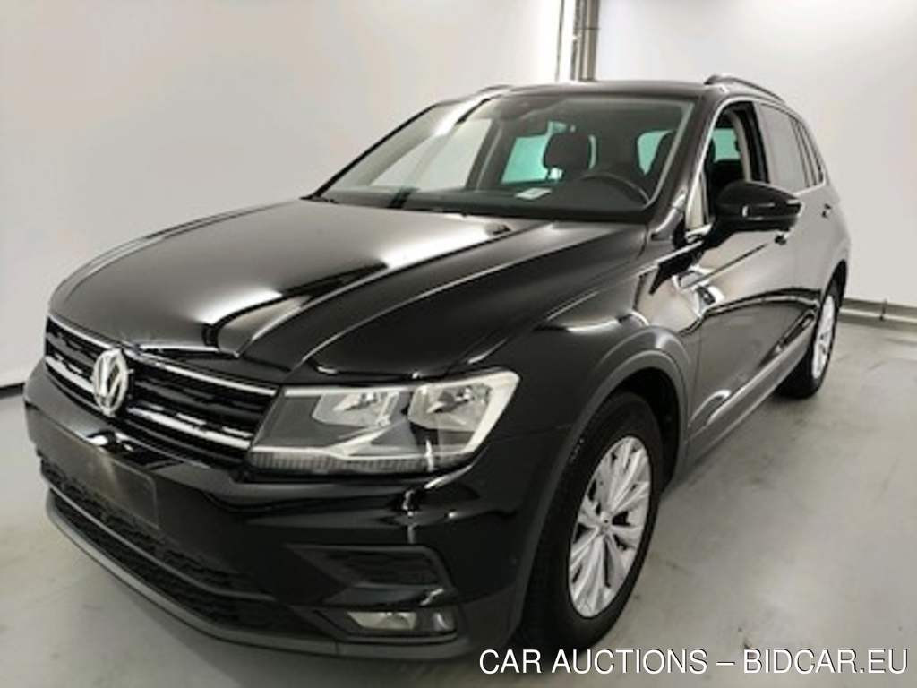 Volkswagen Tiguan diesel - 2016 2.0 TDi SCR Comfortline DSG Travel Premium Easy Open