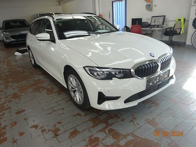 BMW series 3 2.0 318D TOURING AADVANTAGE