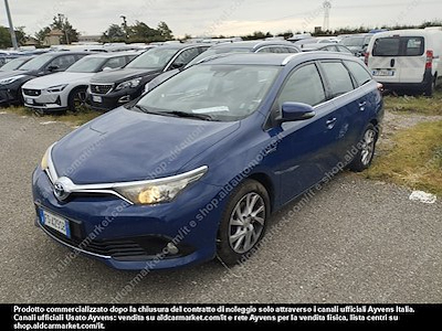 Toyota auris touring sports hybrid business -