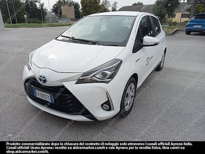 Toyota yaris 1.5 hybrid active hatchback -