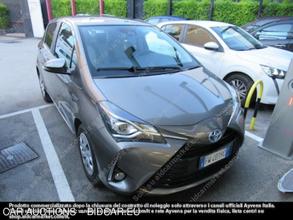 Toyota yaris 1.5 hybrid business hatchback -