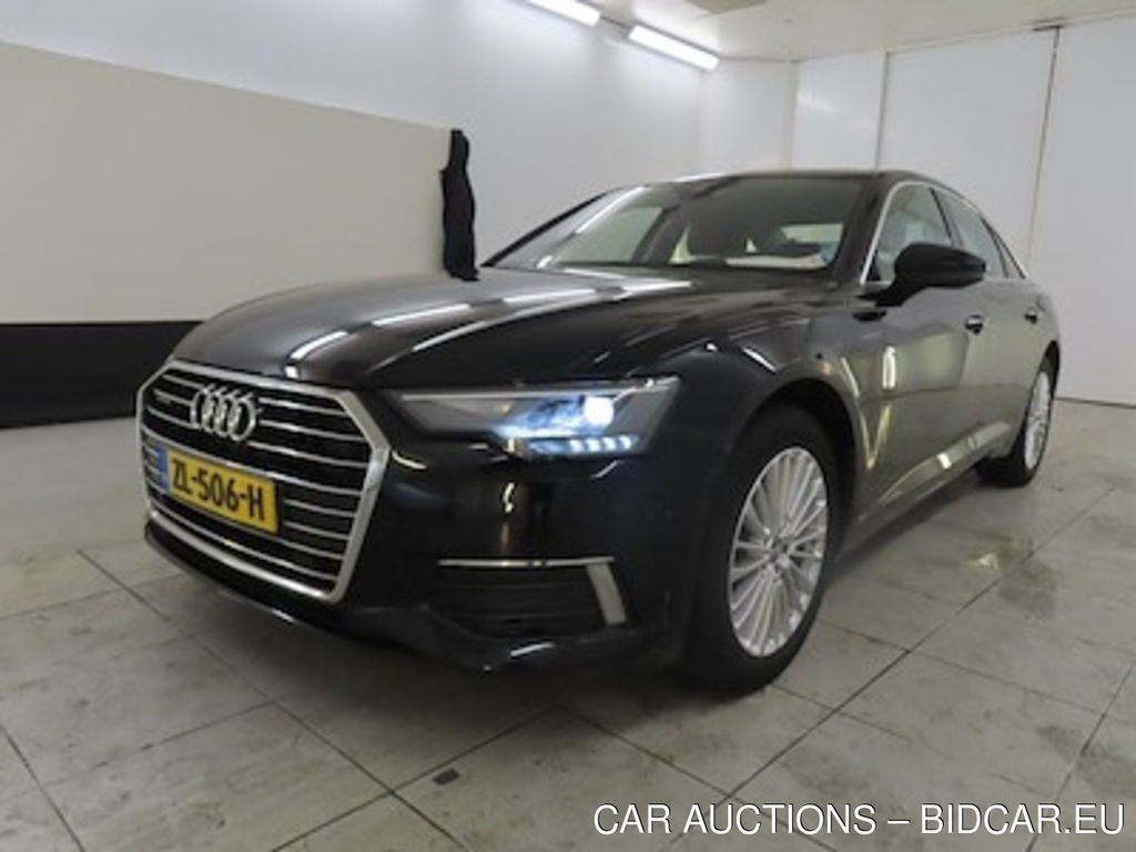 Audi A6 limousine 3.0 55 TFSI Design quattro S tronic 4d