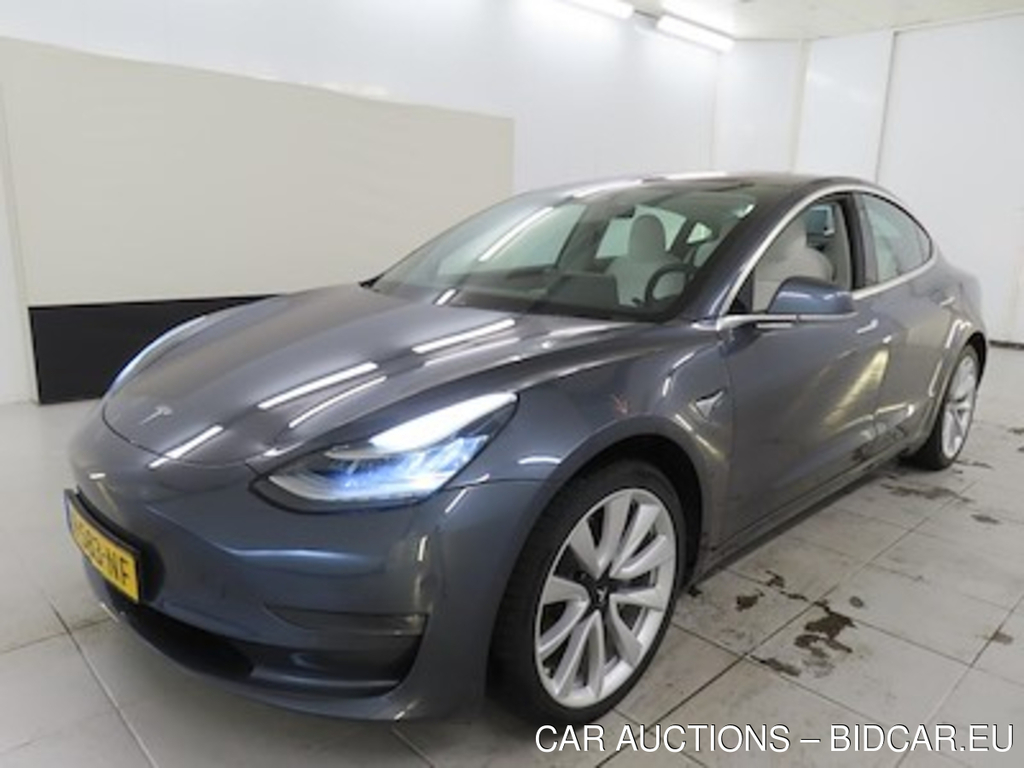 Tesla Model 3 Long Range Dual Motor AWD 4d