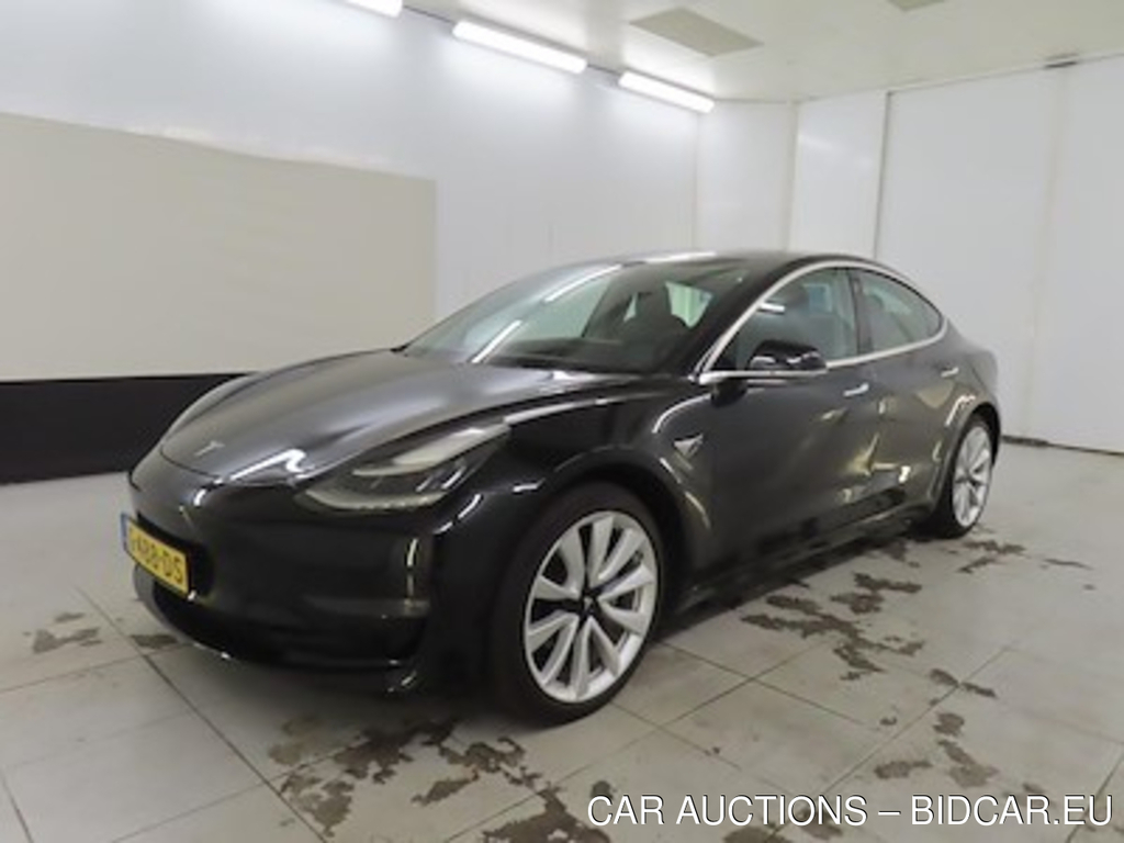 Tesla Model 3 Long Range Dual Motor AWD 4d