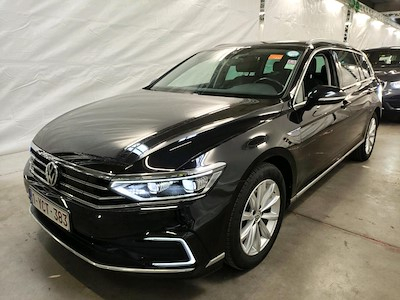 Volkswagen Passat 1.4 TSI MSQ VARIANT GTE BUSINESS