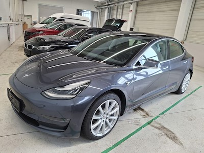 Tesla Model 3 Langstreckenbatterie Allrad Dualmotor 15