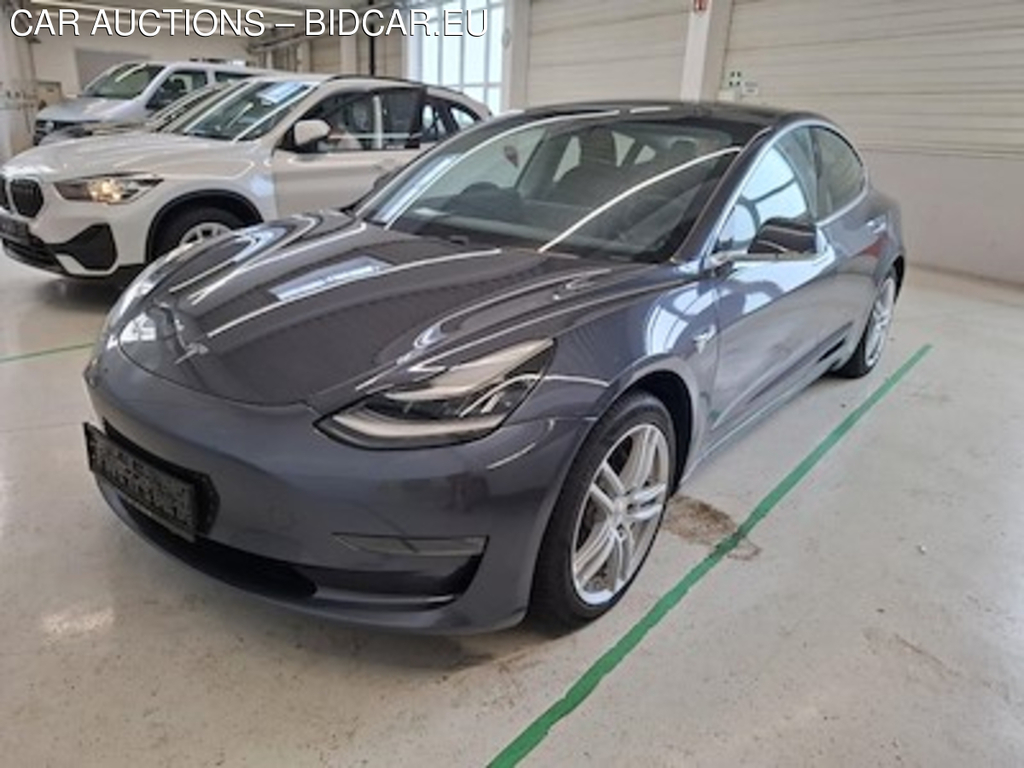 Tesla Model 3 Maximale Reichweite mit Dualmotor-Allrad