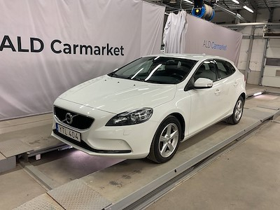 Volvo V40 2.0 D2 fwd Business, Kinet, P-Varmare, Drag, PDC Fram &amp; Bak, Farthallare, MANUELL