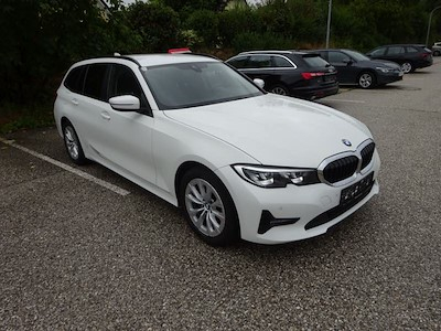 BMW series 3 2.0 318D TOURING ADVANTAGE