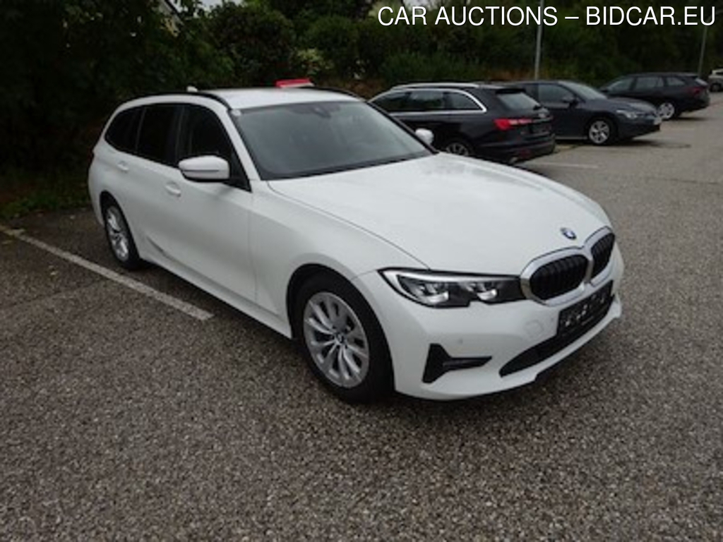 BMW series 3 2.0 318D TOURING ADVANTAGE