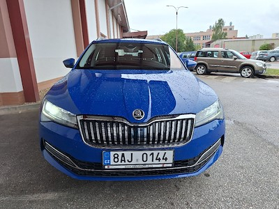 Skoda Superb 2.0 TDI 140kW 4x4 Style Combi DSG