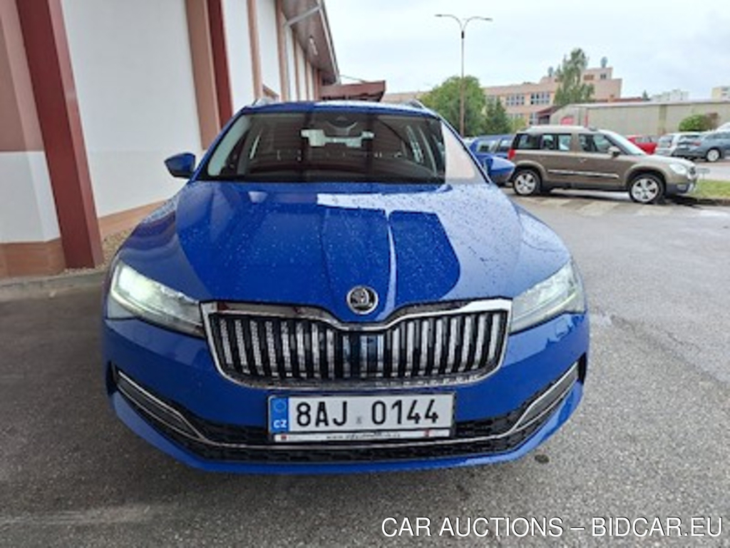 Skoda Superb 2.0 TDI 140kW 4x4 Style Combi DSG