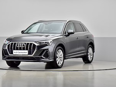 Audi Q3 45 TFSI e 245 S-Tronic S-line Plus £ UA!