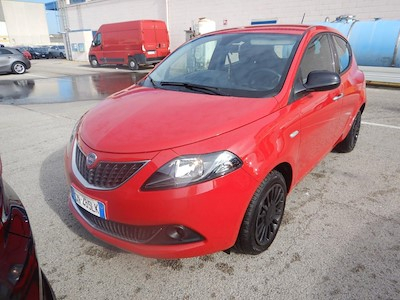 Lancia Ypsilon PC 1.0 Firefly 70cv S&amp;s Hybrid Silver