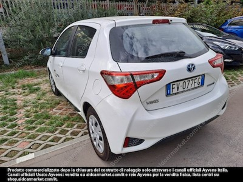 Toyota yaris 1.5 hybrid active hatchback -