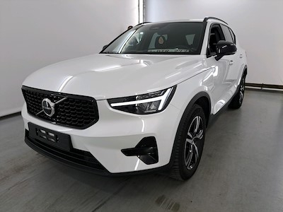 Volvo XC40 2.0 B3 MHEV PLUS DARK DESIGN DCT