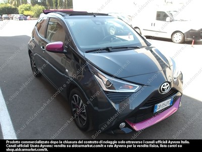 Toyota aygo connect 1.0 vvt-i x-wave -