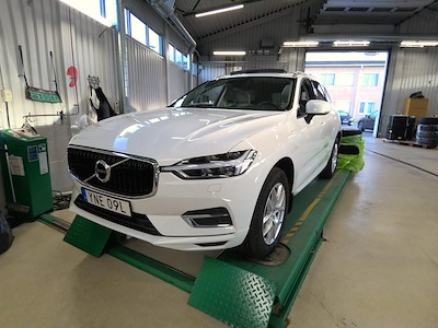 Volvo Xc60 T8 Awd Momentum Advanced Edition Voc Drag Pano