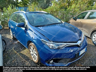 Toyota auris touring sports hybrid business -