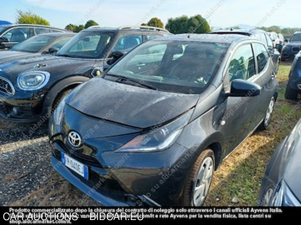 Toyota aygo 1.0 vvt-i x-business micro -