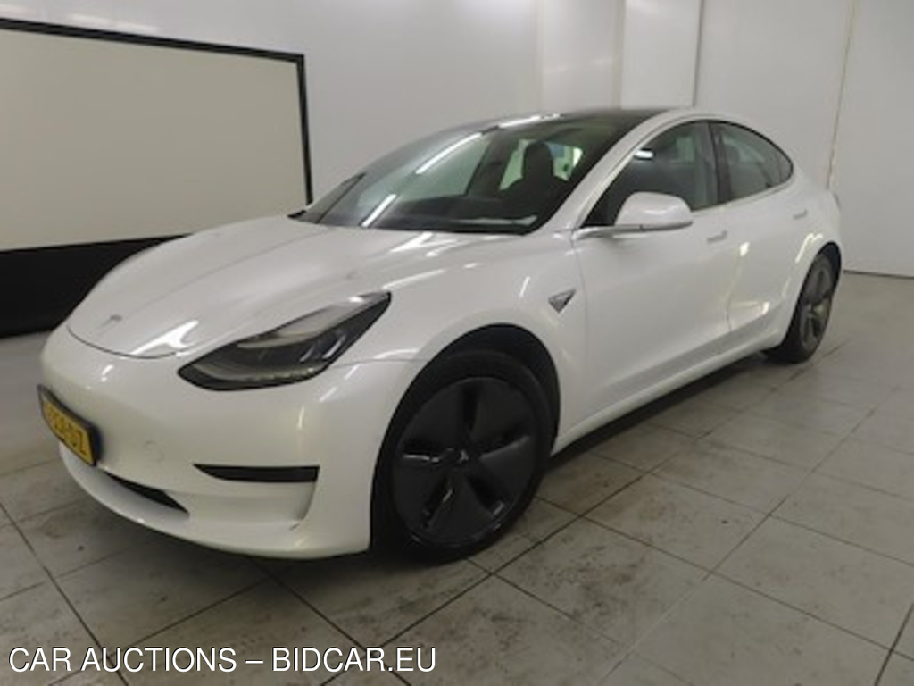 Tesla Model 3 Standard Range Plus RWD 4d