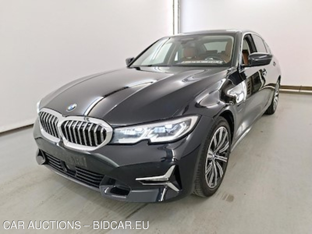 BMW 3-serie 2.0 330E (135KW) BERLINE Innovation Business Plus Comfort Model Luxury