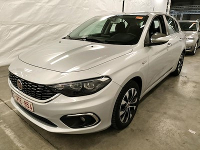 Fiat Tipo hatchback 1.4i Mirror Business