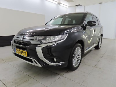 Mitsubishi Outlander PHEV Pure+ 5d